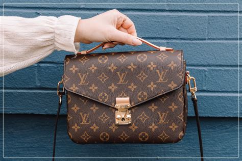 how to spot a fake louis vuitton|authentic louis vuitton label.